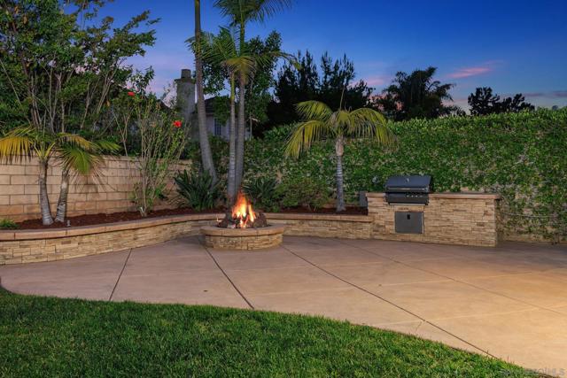 5535 Porter Creek Road, San Diego CA: https://media.crmls.org/mediaz/059ab141-965c-4ed4-a884-136be7f76d63.jpg