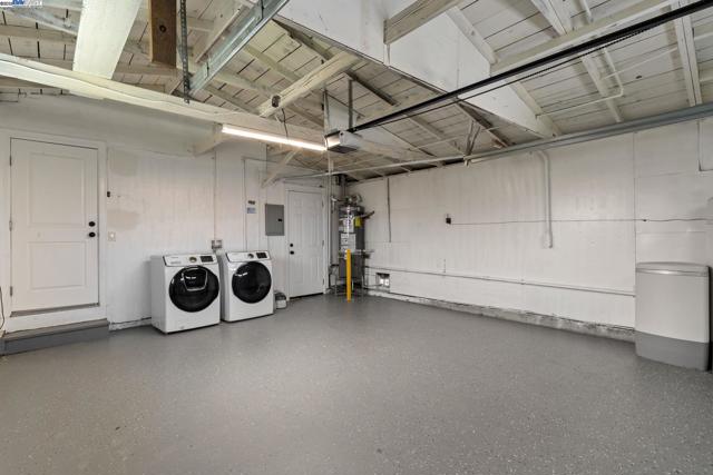 36523 Cherry St, Newark CA: https://media.crmls.org/mediaz/059ae32f-d23d-4b3f-888a-4a87c37f6bc3.jpg