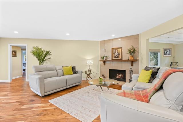 Detail Gallery Image 14 of 52 For 3625 Laketree Dr, Fallbrook,  CA 92028 - 3 Beds | 2 Baths