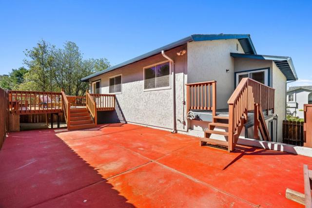 1100 Glacier Avenue, Pacifica CA: https://media.crmls.org/mediaz/059b0830-dc45-4eb0-aa16-13aab4c76b90.jpg