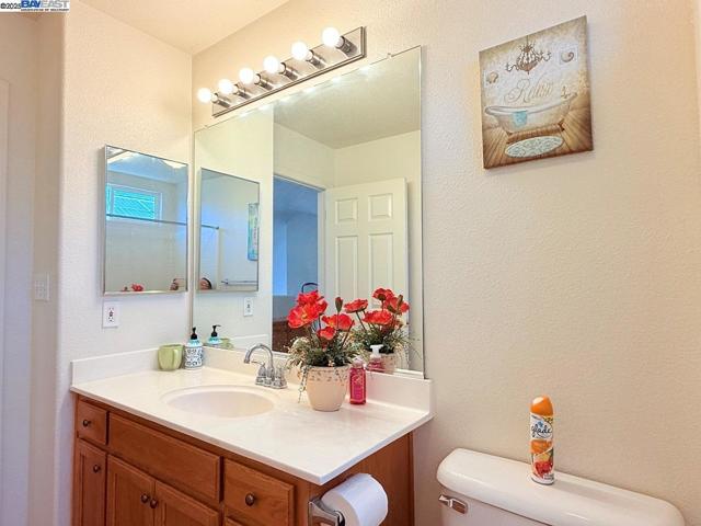 1322 Emerson Dr, Pittsburg CA: https://media.crmls.org/mediaz/059cc833-d324-49bf-8e47-7a24518a9581.jpg