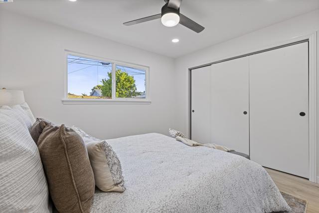 4564 Piper St, Fremont CA: https://media.crmls.org/mediaz/059d1b52-5585-4a43-b184-0e4581f44280.jpg