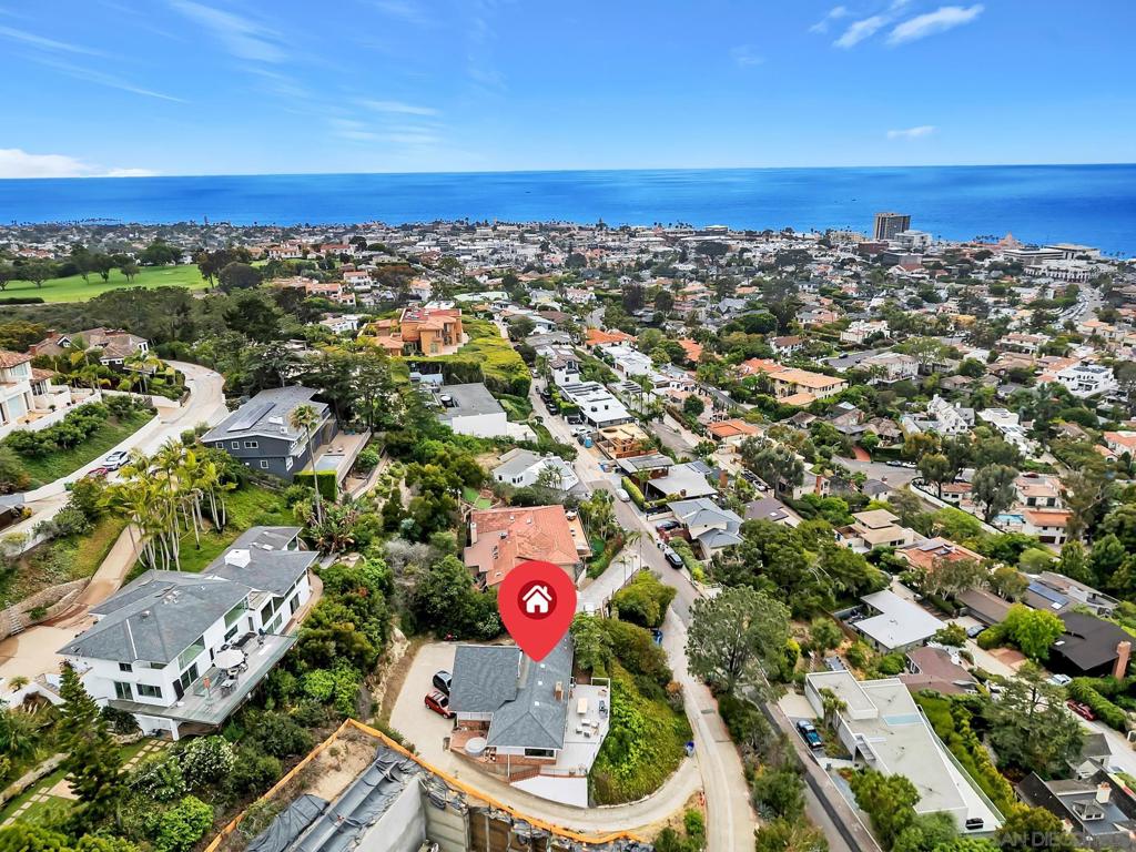 1703 Castellana Rd - photo 2