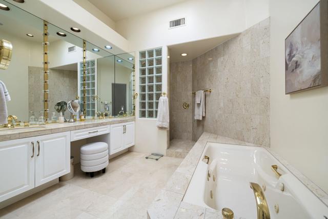 Image 36 of 75 For 44140 Lakeside Drive