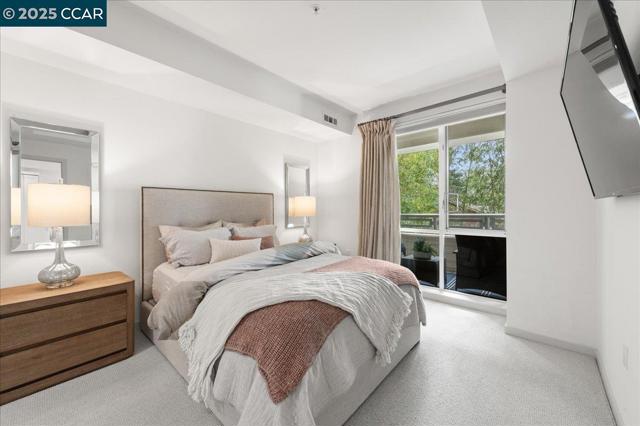 1655 N California, Walnut Creek CA: https://media.crmls.org/mediaz/059fc33b-ebf3-408d-aabd-2aedfdf12e7d.jpg