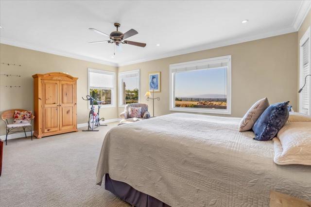 4116 Ashford Circle, Hollister CA: https://media.crmls.org/mediaz/05a05092-4e53-4ca9-b6b7-024f411f1d77.jpg