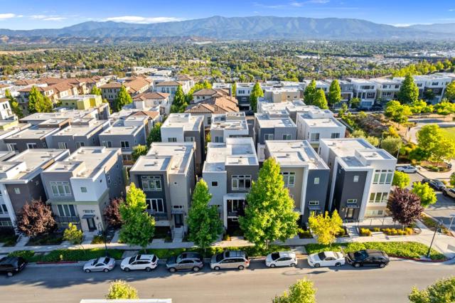 178 Llano De Los Robles Avenue, San Jose CA: https://media.crmls.org/mediaz/05a0c575-6aab-4d8d-84d3-be470fb943ac.jpg