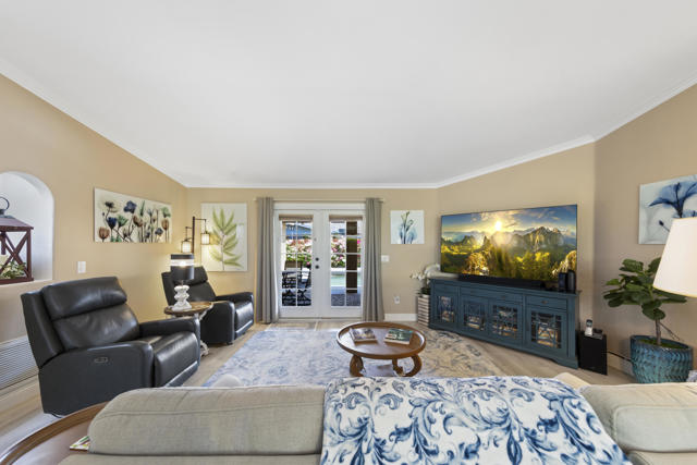 54660 Avenida Madero, La Quinta CA: https://media.crmls.org/mediaz/05a302f1-fe94-43d0-a77e-c972139656d1.jpg