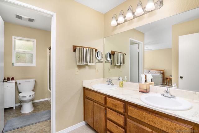 9919 Sorrel Ave, Lakeside CA: https://media.crmls.org/mediaz/05a31ee2-ac7d-40d0-a901-f758b1206f13.jpg