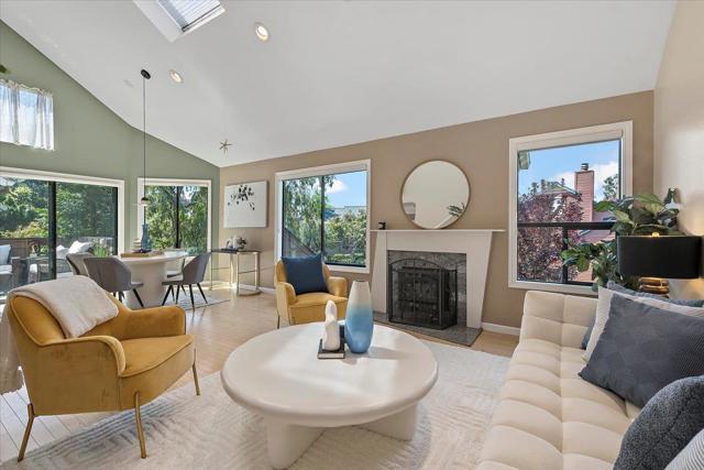 953 Shoreline Drive, San Mateo CA: https://media.crmls.org/mediaz/05a3a80c-c3a8-4aad-b65a-83194684cddf.jpg