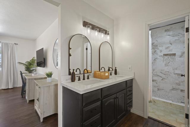 575 Otay Lakes Rd, Chula Vista CA: https://media.crmls.org/mediaz/05a3debe-65fa-47f8-9637-fbb062c0350f.jpg