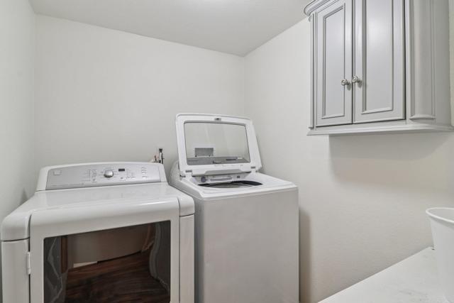 8806 Appleblossom Court, Santee CA: https://media.crmls.org/mediaz/05a48eb2-05c8-44b9-9268-1ee39a2a9152.jpg