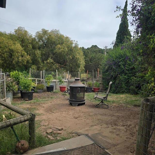19963 Pesante Road, Salinas CA: https://media.crmls.org/mediaz/05a4a208-a8fa-40e1-9fac-e2cdd2fcc936.jpg