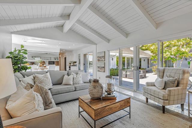 937 Parrott Drive, Hillsborough CA: https://media.crmls.org/mediaz/05a4f158-586f-4f09-9505-501290c1dbb6.jpg