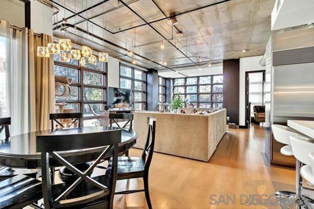 877 Island Ave, San Diego CA: https://media.crmls.org/mediaz/05a52fb2-8fa5-4159-9ed0-44dfb5b4eb9e.jpg
