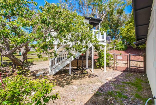 2167 Reineman Road, Fallbrook CA: https://media.crmls.org/mediaz/05a592d9-34aa-4136-b2a5-0d260a7e8bf3.jpg