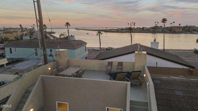 Detail Gallery Image 5 of 57 For 264 Hollywood Bld, Oxnard,  CA 93035 - 4 Beds | 3 Baths