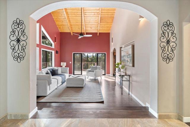 23435 Summit Road, Los Gatos CA: https://media.crmls.org/mediaz/05a60d9d-9d75-456c-a8b5-30f6d6d5f9e9.jpg
