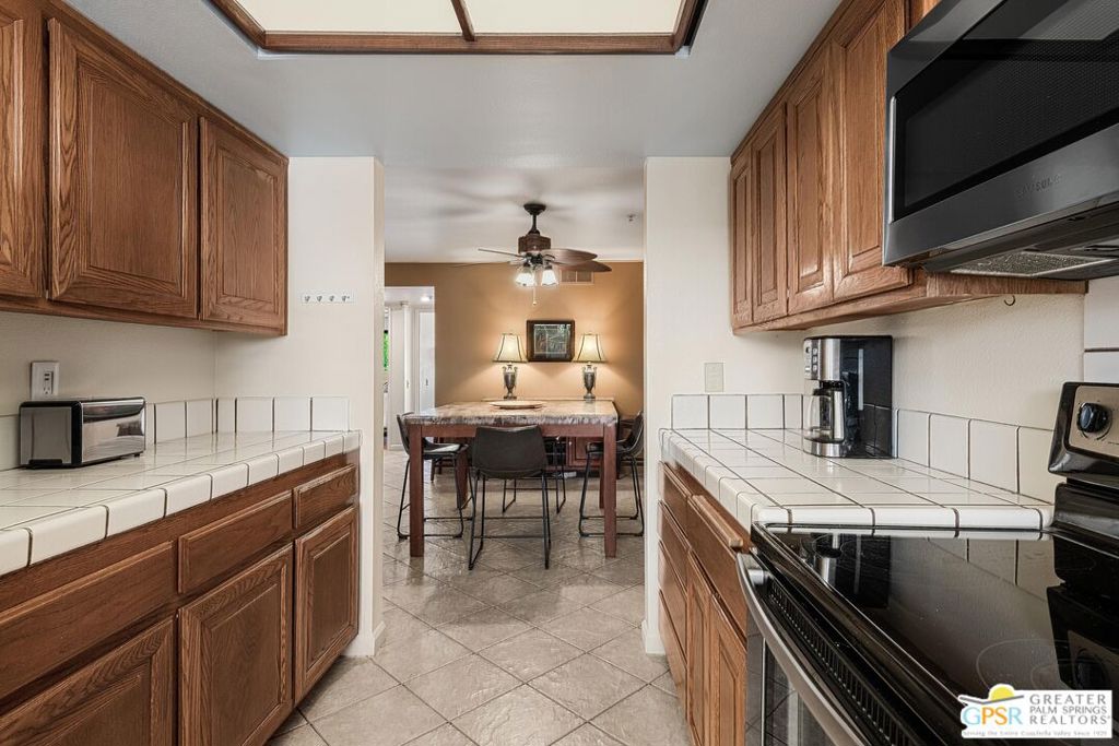 MLS #25614095PS image #11