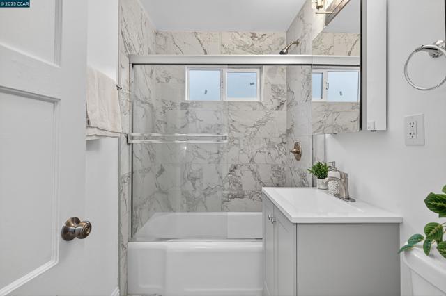 2921 Rollingwood Dr, San Pablo CA: https://media.crmls.org/mediaz/05a725f9-6d58-4137-9c1a-a8bf89317b76.jpg