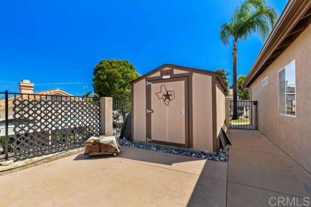 2307 Columbine Drive, Alpine CA: https://media.crmls.org/mediaz/05a7b051-be3c-4123-8a17-0db6440054b2.jpg