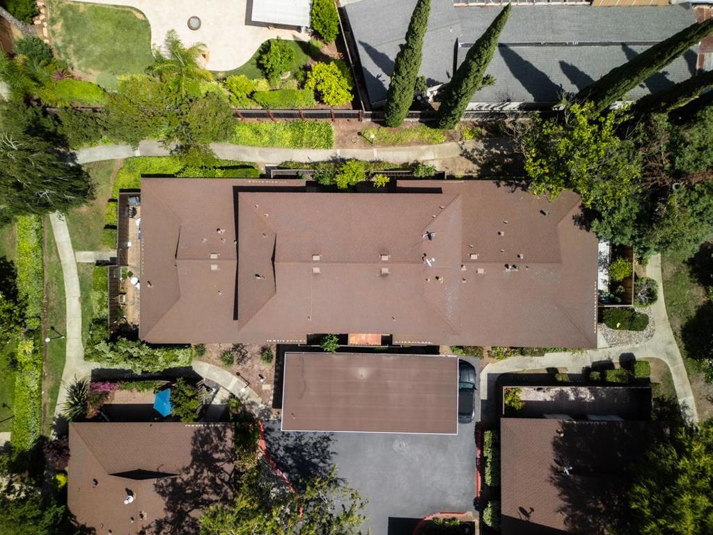 https://media.crmls.org/mediaz/05a90690-8a38-4d76-ad7c-4ee9062833a0.jpg?preset=X-Large
