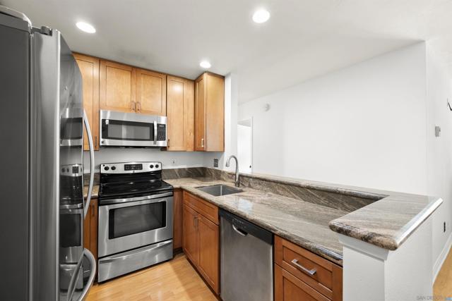 4651 Pico St, San Diego CA: https://media.crmls.org/mediaz/05a90ebd-cd84-4acb-9d31-a63a461cfd8a.jpg