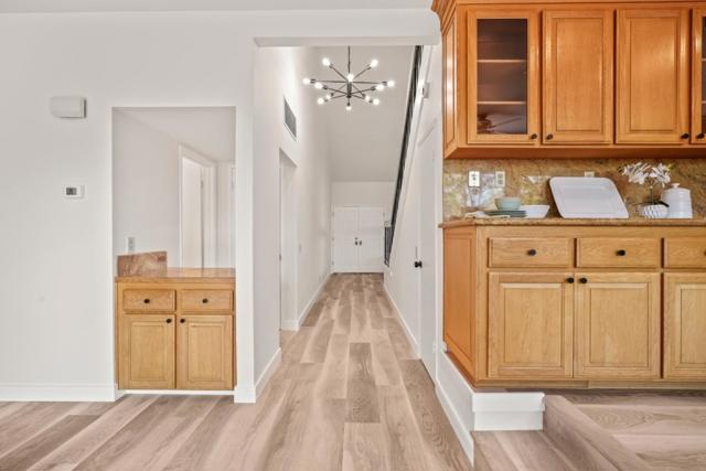 354 Port Royal Avenue, Foster City CA: https://media.crmls.org/mediaz/05a96f68-35a7-49e9-9c91-57b150f0561e.jpg