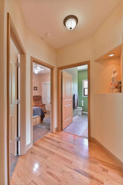 18757 Sunrise Way, Tuolumne CA: https://media.crmls.org/mediaz/05a9bffe-e901-4fe9-a933-8ab583ea10d7.jpg