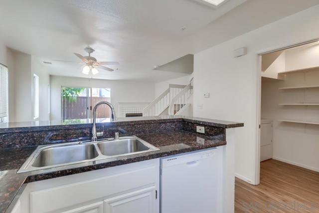 8945 Arlingdale Way, Spring Valley, California 91977, 2 Bedrooms Bedrooms, ,2 BathroomsBathrooms,Condominium,For Sale,Arlingdale Way,250032679SD