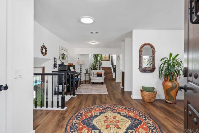 4814 Refugio Avenue, Carlsbad CA: https://media.crmls.org/mediaz/05aa733c-7341-4c2f-9c1a-b16af87af922.jpg