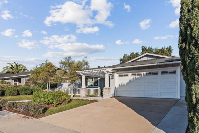6625 Casselberry Way, San Diego CA: https://media.crmls.org/mediaz/05ab3d12-4a65-4a01-9411-1473224c8eb9.jpg