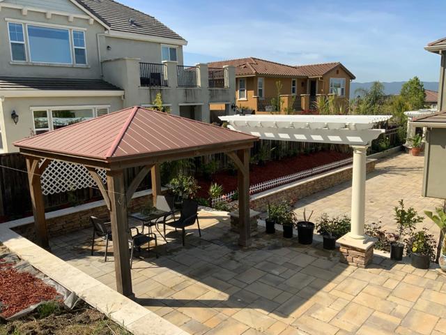 1701 TRAMONTI Drive, Dublin CA: https://media.crmls.org/mediaz/05abf212-fef6-4073-9a2e-d5b9ad428fd2.jpg