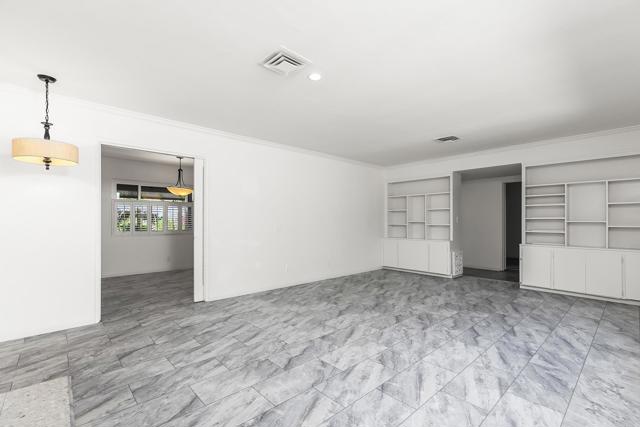 2601 Groton Place, Escondido CA: https://media.crmls.org/mediaz/05ac3ffc-32c3-4095-956b-32ad75e5d52b.jpg
