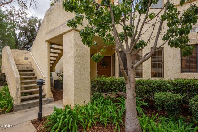 5696 Recodo Way, Camarillo CA: https://media.crmls.org/mediaz/05adbb93-7ecb-4930-8013-a9fc2e091581.jpg