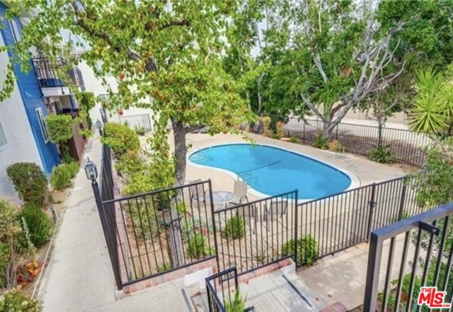 5252 Coldwater Canyon Avenue, 207 photo 5