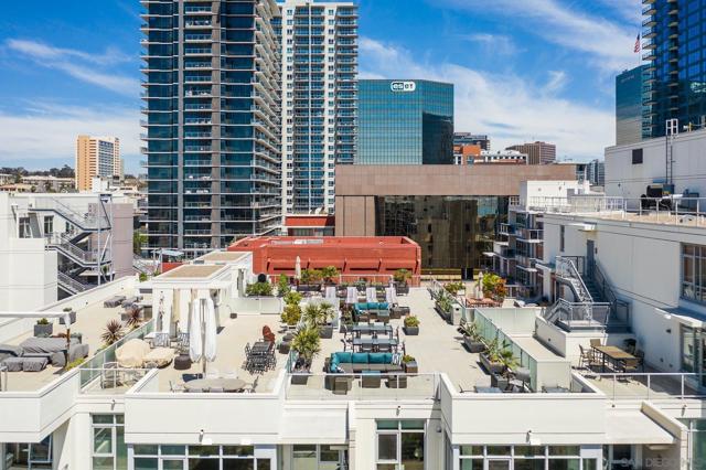 1431 Pacific Hwy, San Diego CA: https://media.crmls.org/mediaz/05af2686-fddc-4ab3-b907-cb99f166ee95.jpg