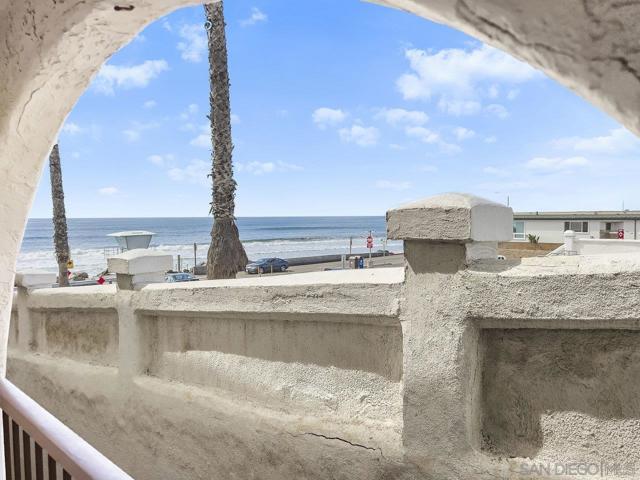 803 S Pacific St, Oceanside CA: https://media.crmls.org/mediaz/05b0b300-0357-42a7-87fa-932be18ee41a.jpg