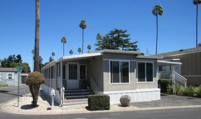 191 E El Camino Real, Mountain View CA: https://media.crmls.org/mediaz/05b13952-b39d-474b-a8f0-a00dd72f39d9.jpg