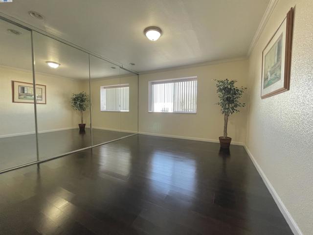 Image 12 of 23 For 14015 Doolittle Drive