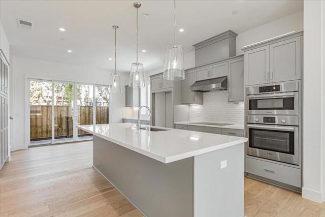 322 Isabelline Court, San Ramon CA: https://media.crmls.org/mediaz/05b2a9f3-31f8-4d94-ade7-66993a1502b1.jpg