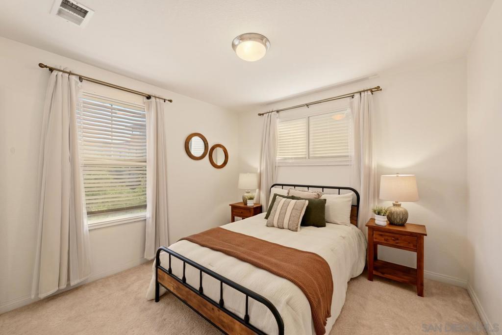 4611 Central Plaza - photo 11