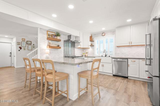 2758 Briarpatch Drive, Simi Valley CA: https://media.crmls.org/mediaz/05b44aba-b382-4cb6-9b98-c4121a5f29d5.jpg