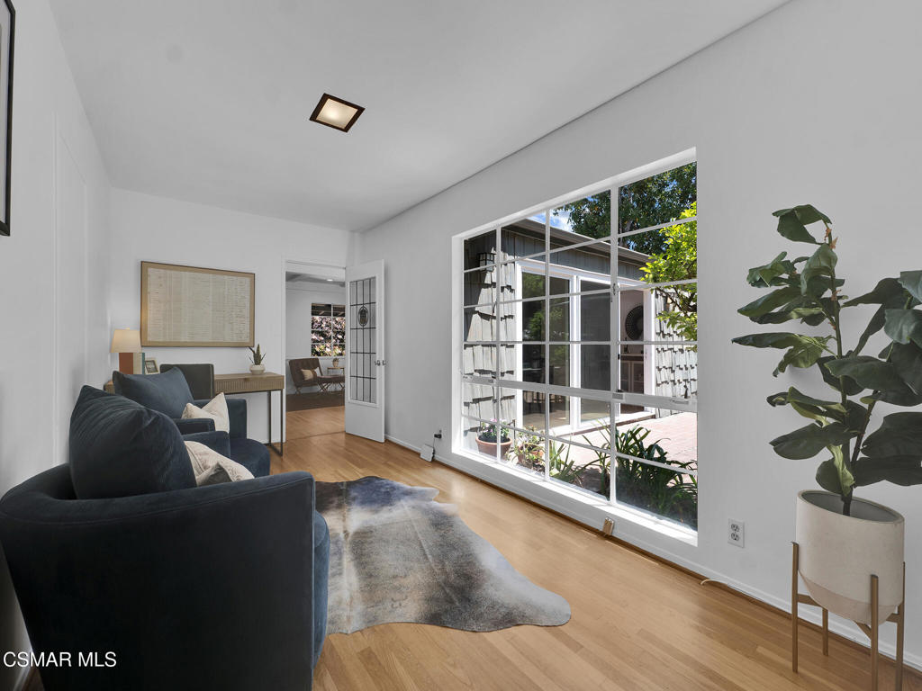 13606 Oak Canyon AvenueSherman Oaks img 20