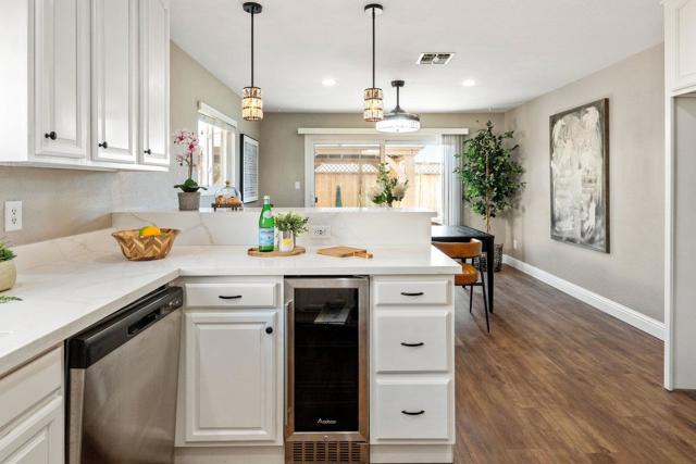 1800 McPeak Court, Tracy CA: https://media.crmls.org/mediaz/05b4f889-d9d0-495d-870c-32413f29a77c.jpg