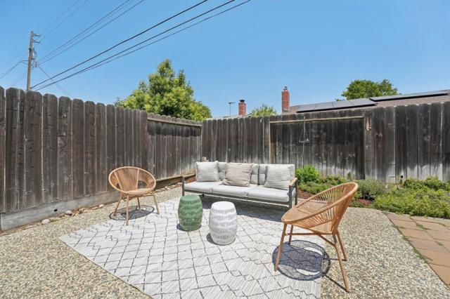 5886 Falon Way, San Jose CA: https://media.crmls.org/mediaz/05b57b84-6c5b-4ff2-93ac-b117792dd248.jpg
