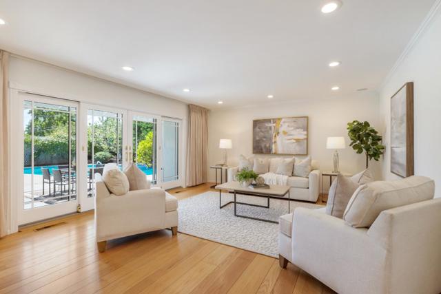 822 Amber Lane, Los Altos CA: https://media.crmls.org/mediaz/05b5a87f-0eb8-4fb1-bce9-f2e4e675a93e.jpg