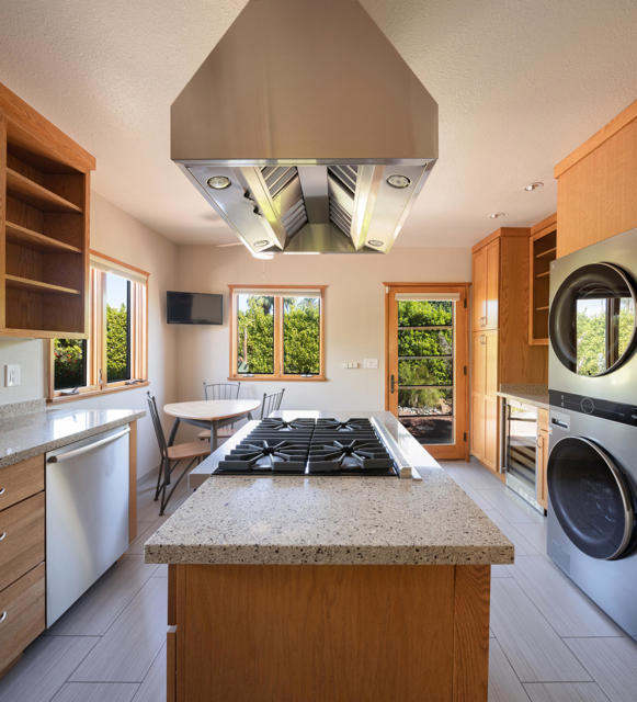 610 S Camino Real, Palm Springs CA: https://media.crmls.org/mediaz/05b7229e-30b1-4690-8118-745eb1134968.jpg
