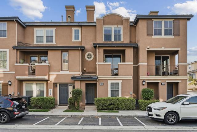 Detail Gallery Image 2 of 31 For 1603 Yellow Pine Pl, Chula Vista,  CA 91915 - 3 Beds | 3 Baths