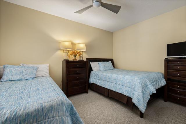 131 Desert Falls Circle, Palm Desert CA: https://media.crmls.org/mediaz/05b8a335-c8e3-4505-b8bc-f19c3bbcd99e.jpg